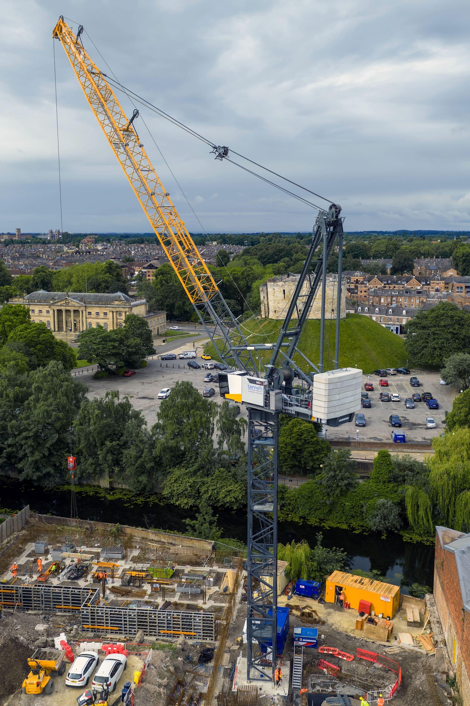 Liebherr 620HC-L